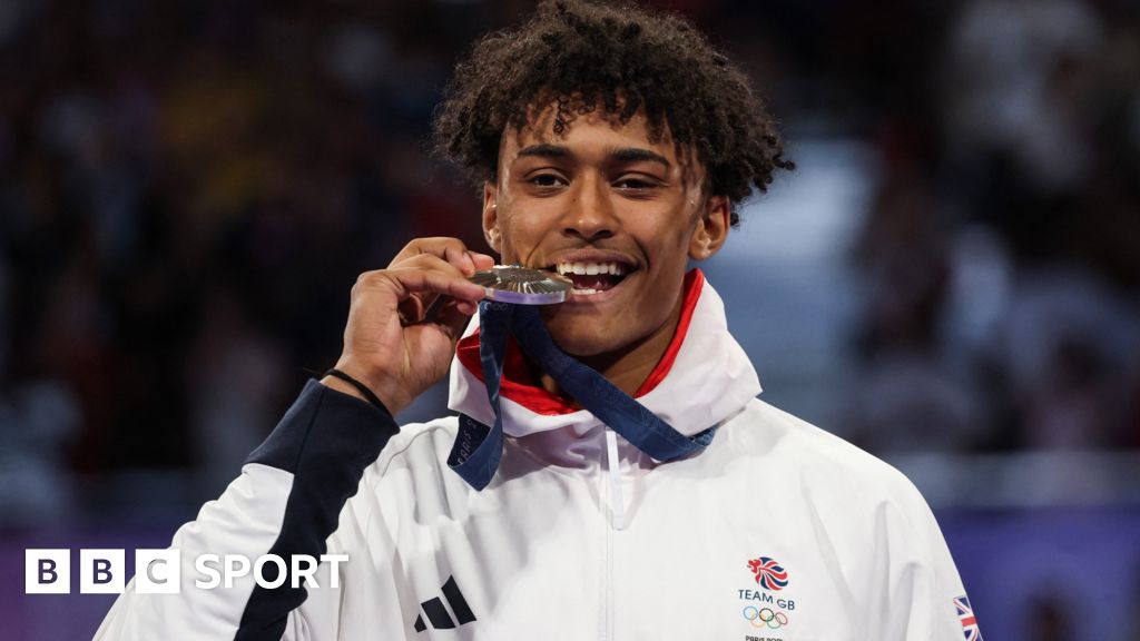 Olympic taekwondo: Caden Cunningham takes men’s +80kg silver after losing to Iran’s Arian Salimi