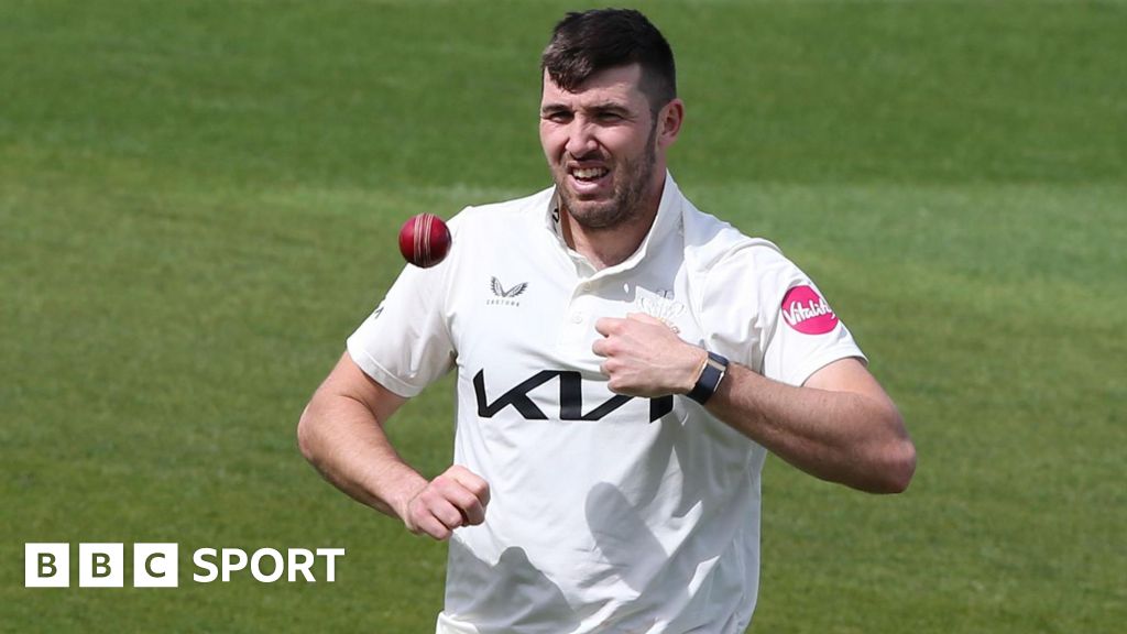 'No timeline' on injured Overton's return - Surrey