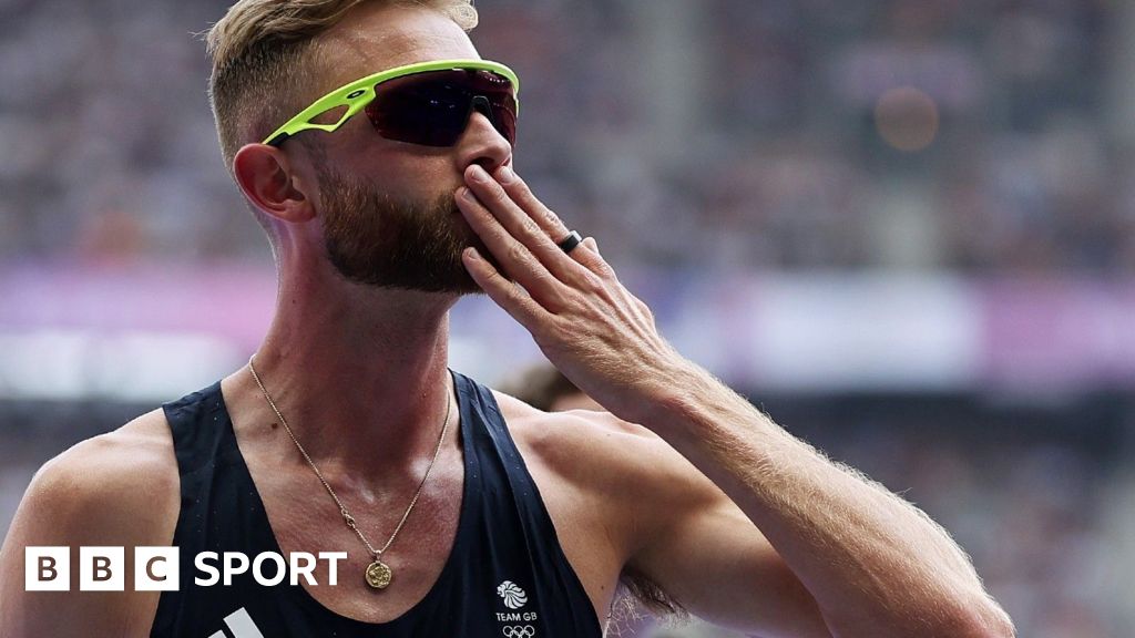 Paris 2024 Olympics: Josh Kerr and 1500m gold medal rival Jakob Ingebrigtsen progress