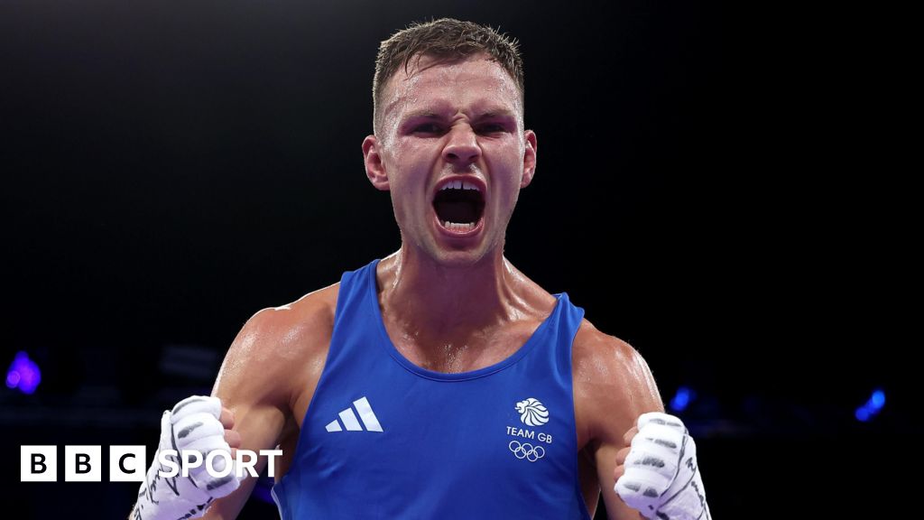 Boxer Richardson secures medal for Team GB