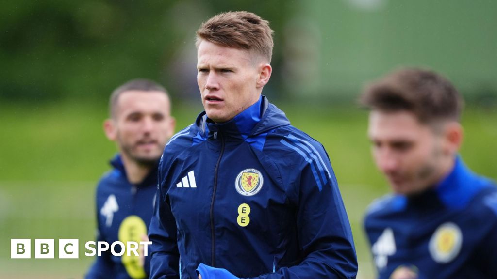 Scott McTominay could feature up top for Scotland, says Colin Hendry