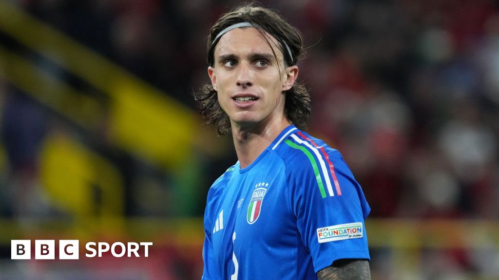 Italy defender Calafiori set for Arsenal medical