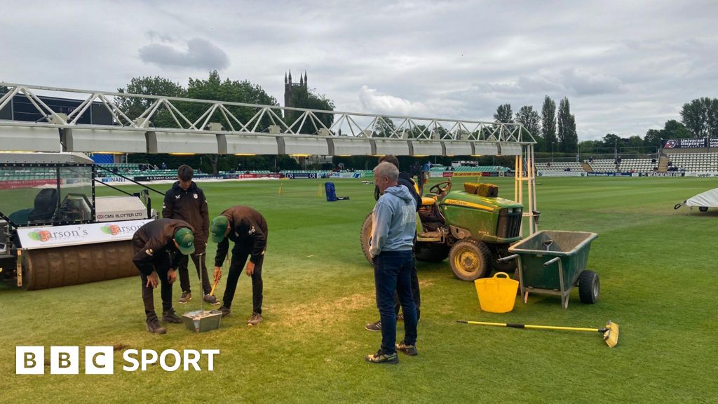 County Championship: Pears-Notts rained off for day at Worcester