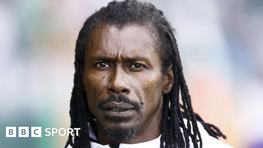 Senegal boss Cisse out of hospital after treatment
