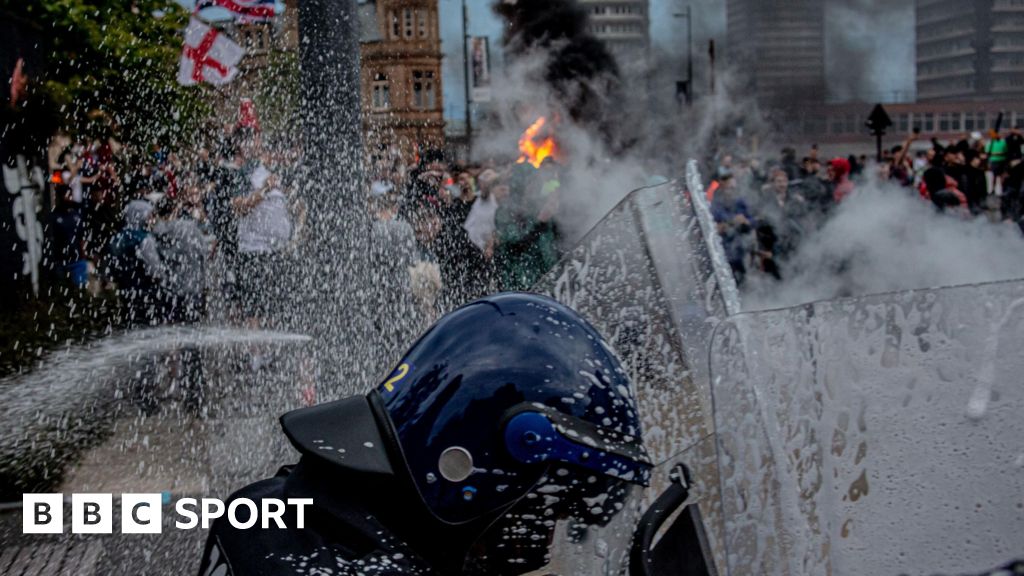 Unrest in Britain: Government meets with sports associations to reduce tensions