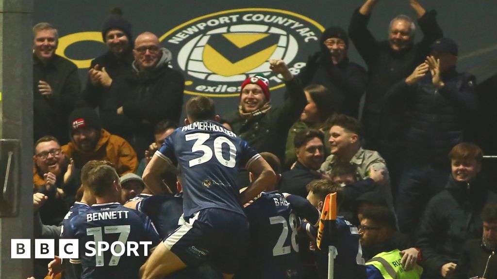 Newport County 20 Stockport County Exiles end Hatters' bid to set new