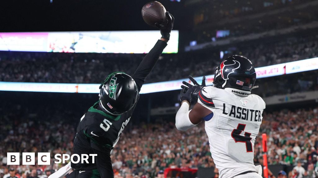 Houston Texans 13-21 New York Jets: Garrett Wilson acrobatics inspire Jets to comeback win