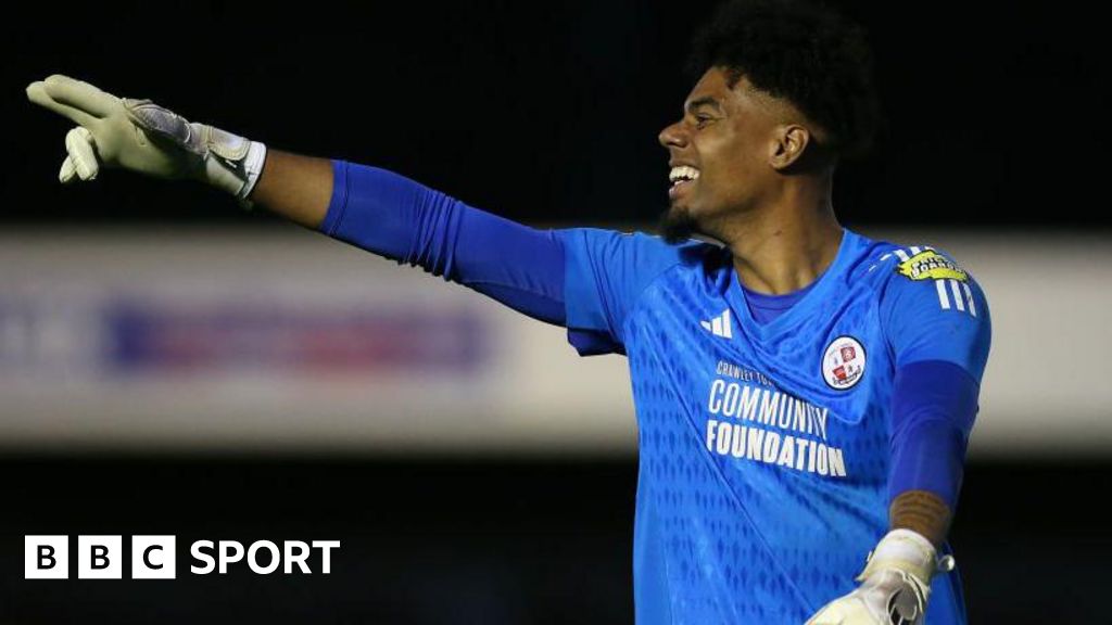 Stockport County sign Crawley Town goalkeeper Corey Addai