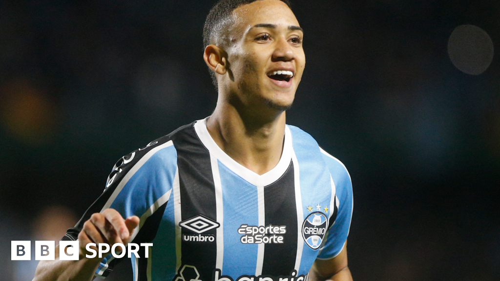 Brentford sign Brazilian teenage winger Nunes for £10m-plus