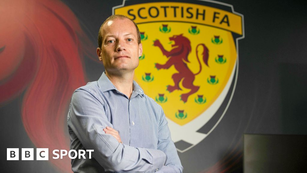 Willie Collum: New Scottish referees chief on VAR, ‘mobbing’, handball and ex-players