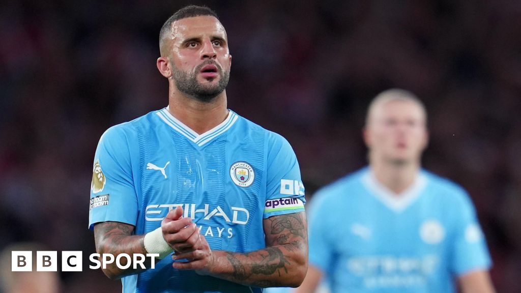 Manchester City: FA To Take No Action On Walker - BBC Sport