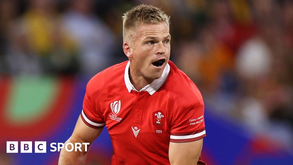 Anscombe rules himself out of Wales tour to Australia