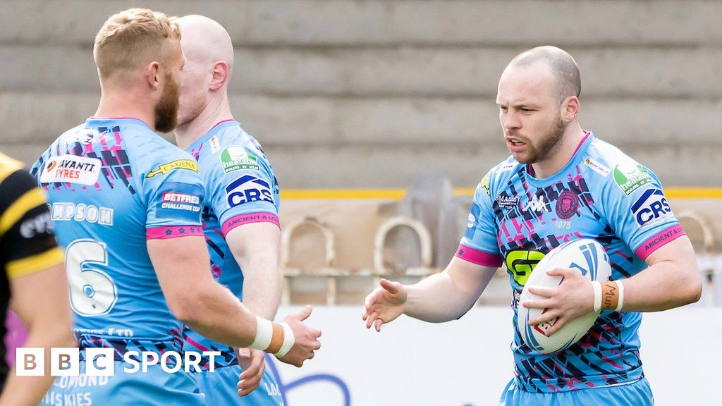 12-try Wigan cruise past Cas into semi-finals