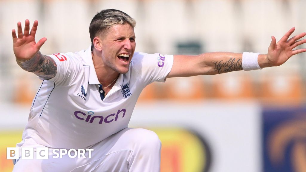 Pakistan v England: Brydon Carse helped through ban by Test dream