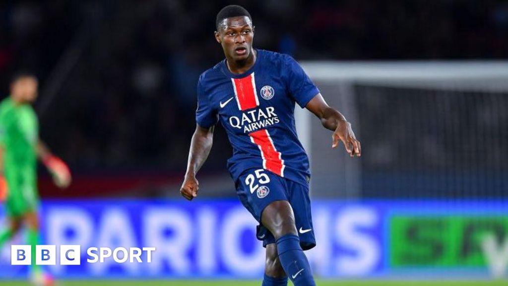 PSG condemn online racism towards defender Mendes