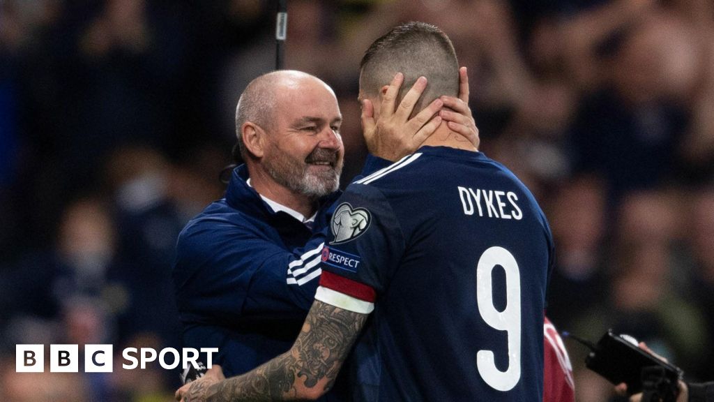 Scotland at Euro 2024: Two sides of Steve Clarke, says Dykes
