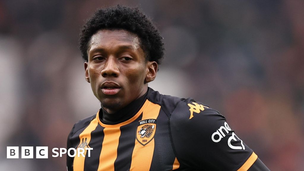 Hull's Philogene poised to re-join Aston Villa