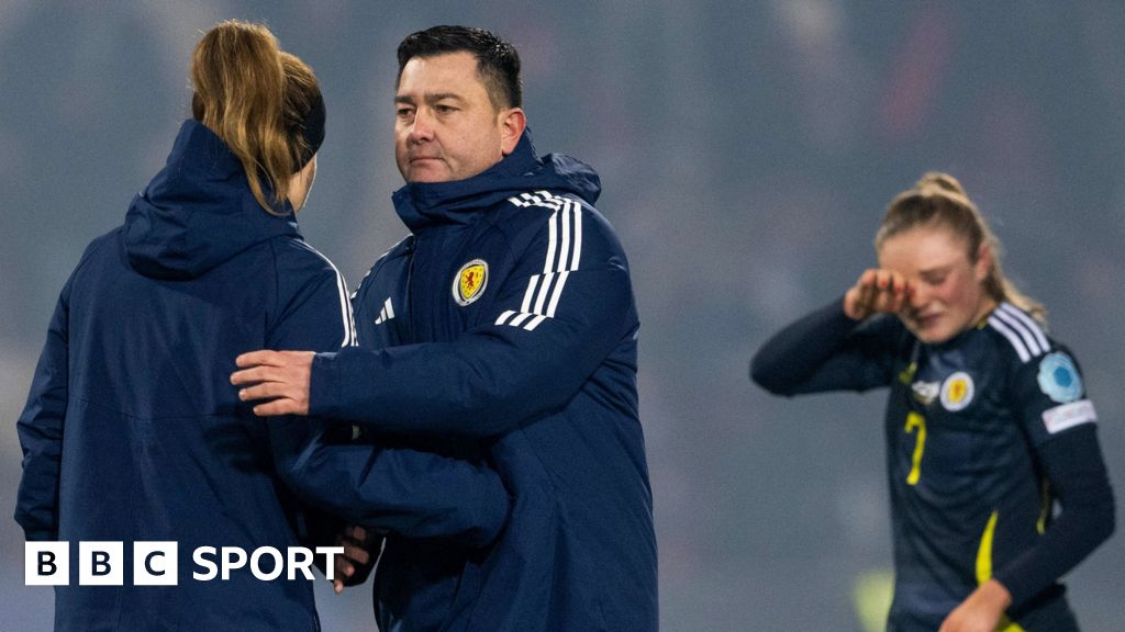 Pedro Martinez Losa: Spaniard ‘committed’ to Scotland despite failure to reach Euro 2025