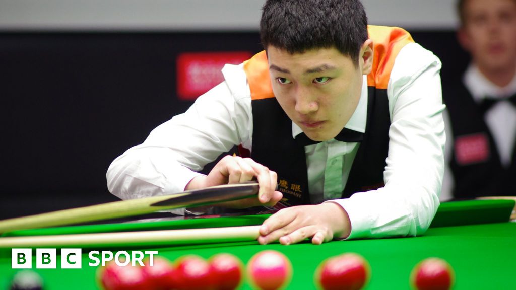 World Snooker: Five Chinese players earn two-year tour cards - BBC Sport