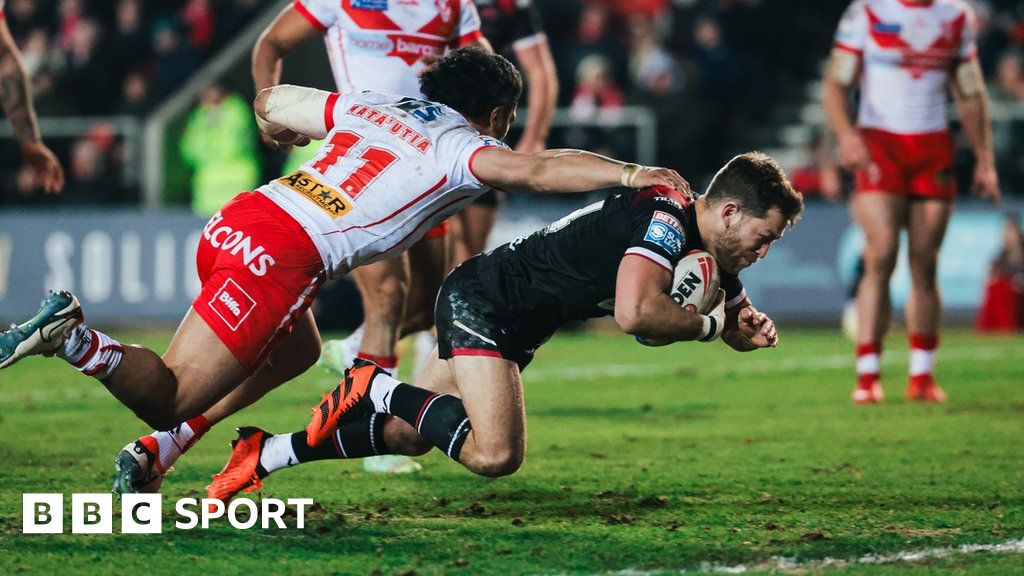 Salford end 44-year wait to win at St Helens