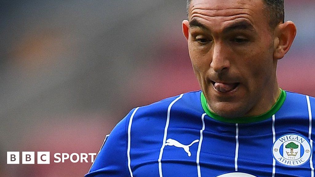 Ex-Crewe midfielder Gary Roberts seeks redemption as he leads
