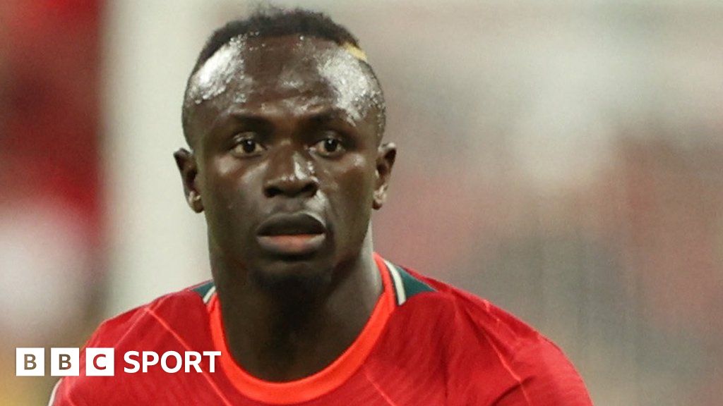 Sadio Mane: Liverpool reject £30m Bayern Munich bid - BBC Sport