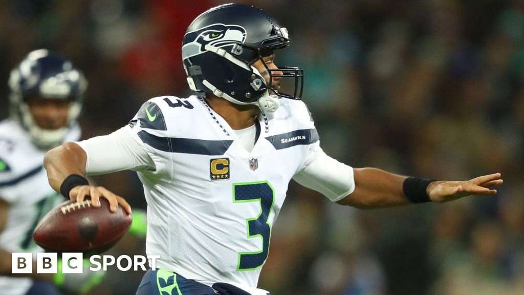 NFL: Seahawks score fastest points in Super Bowl history - BBC Sport