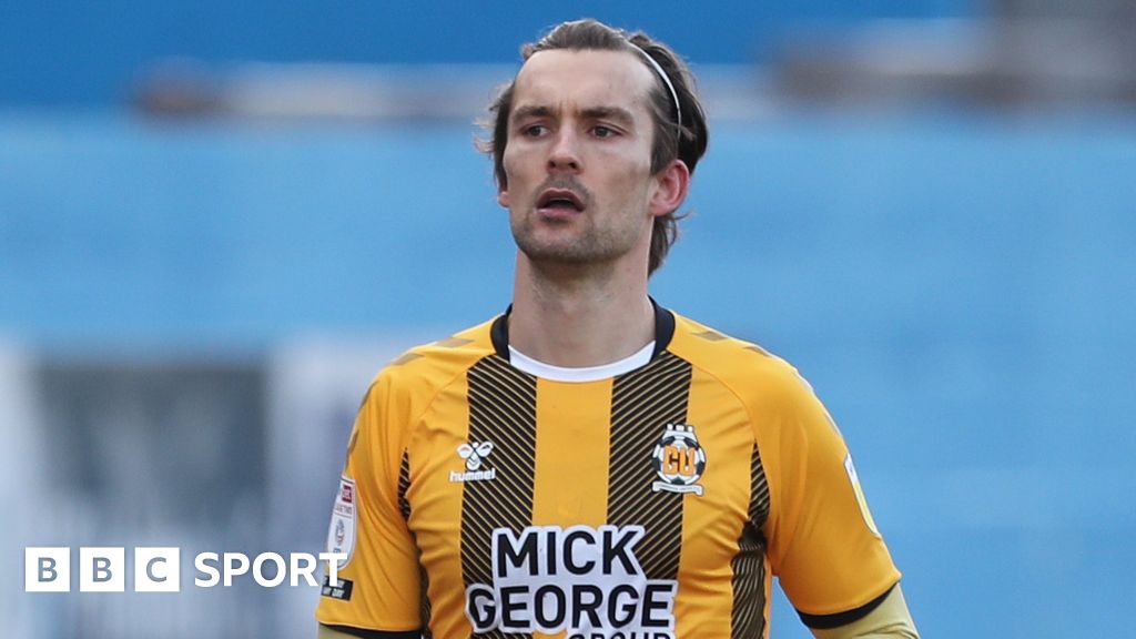 Greg Taylor: Cambridge United defender out for season - BBC Sport