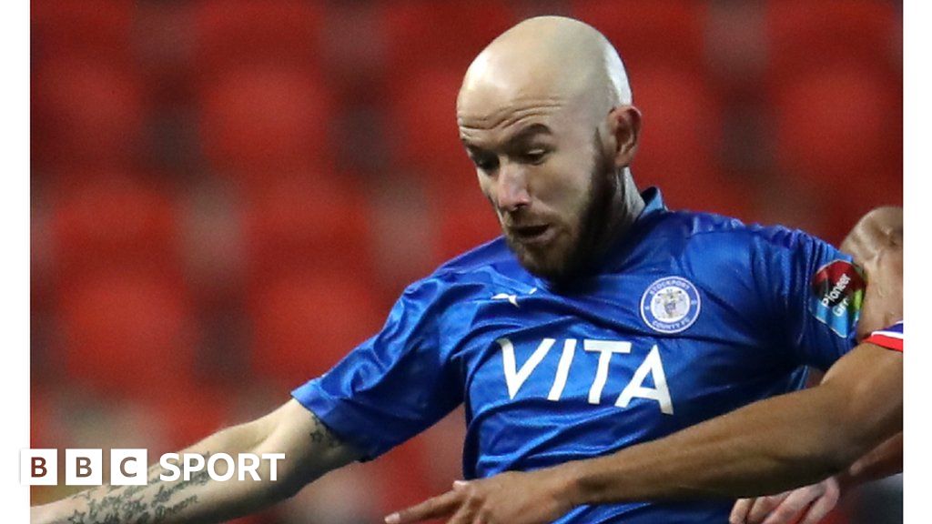 Solihull Moors 01 Stockport County BBC Sport