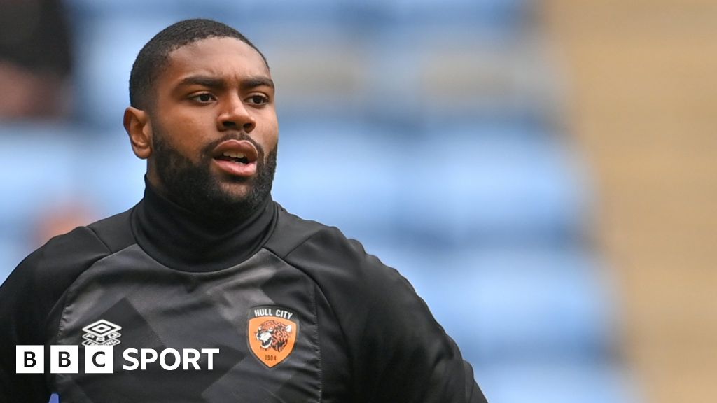 Thimothee Lo-Tutala: Stevenage sign Hull City goalkeeper on emergency loan  - BBC Sport