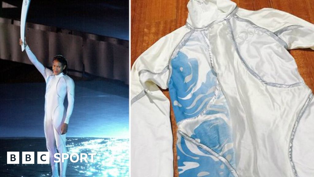Cathy Freeman reunited with Olympic bodysuit... 15 years later BBC Sport
