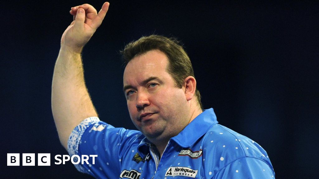 PDC World Darts Brendan Dolan upsets Mervyn King to reach last16