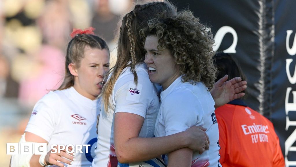 Women's Six Nations 2024: Italy 0-48 England – Red Roses win bonus points despite Sarah Beckett's red card