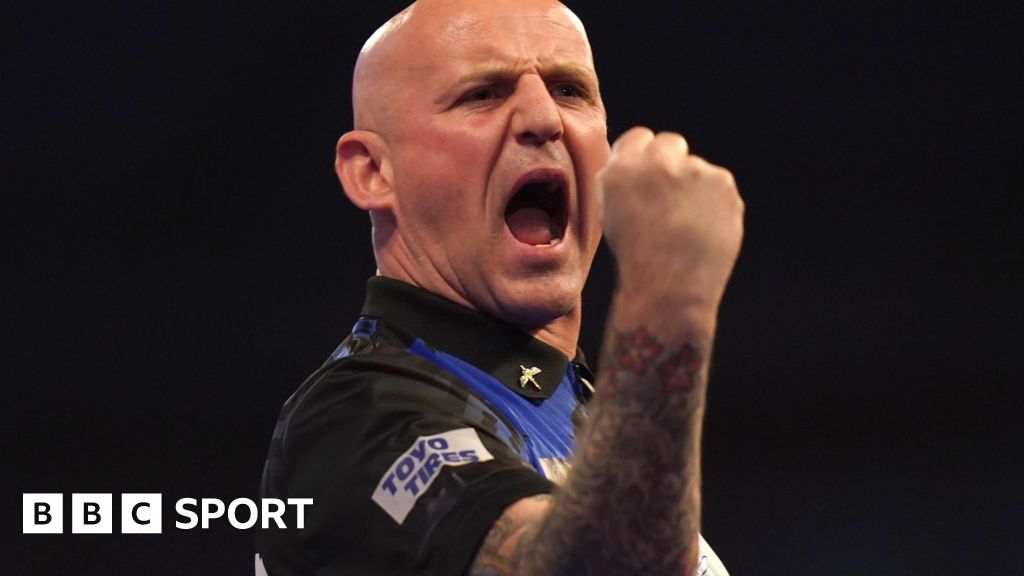 PDC World Darts Championship Alan Soutar shocks Mensur Suljovic BBC