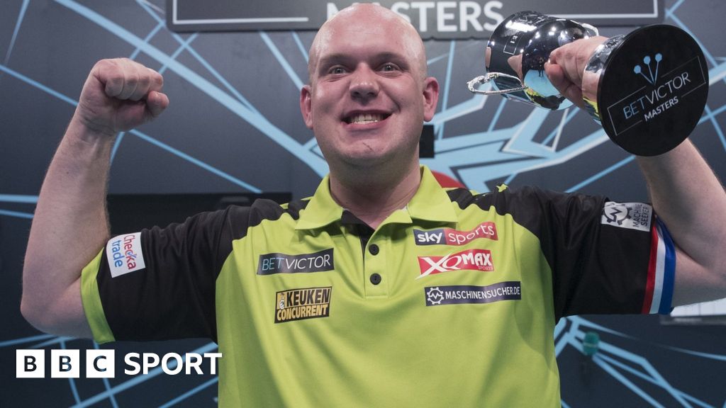 Michael Van Gerwen: PDC World Champion Wins Fifth Straight Masters ...