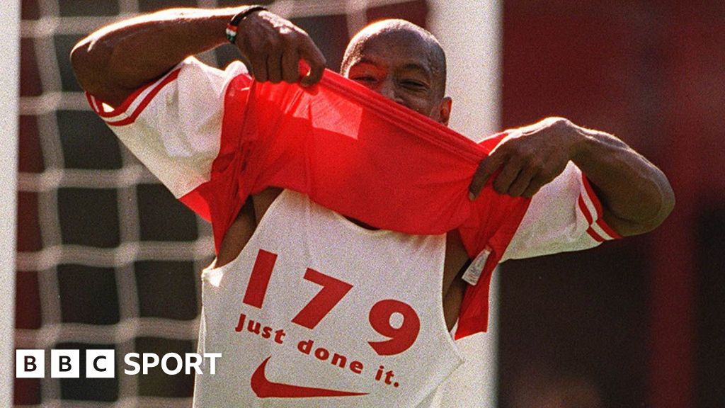 My perfect day Ian Wright on the 21st anniversary of the day he broke Arsenal s goalscoring record BBC Sport