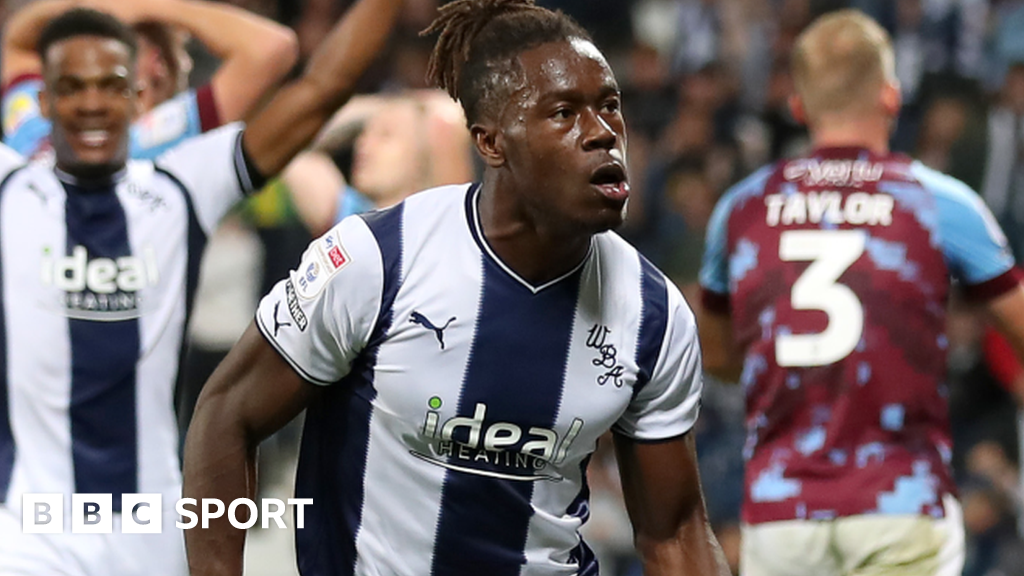 Brandon Thomas-Asante: New West Brom striker a 'shining example', says Steve Bruce - BBC Sport