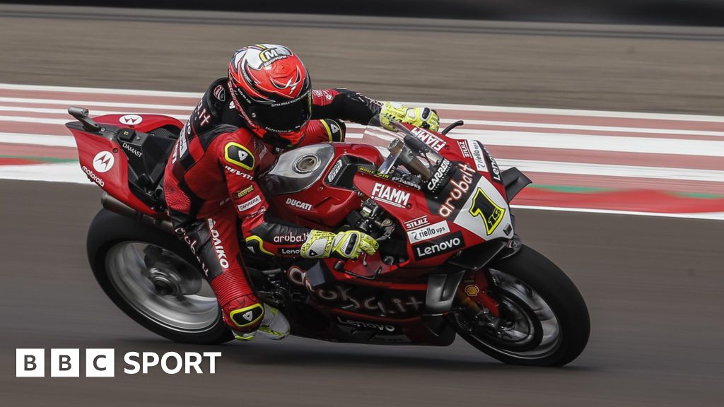 World Superbikes Alvaro Bautista Wins Again As Jonathan Rea Crashes