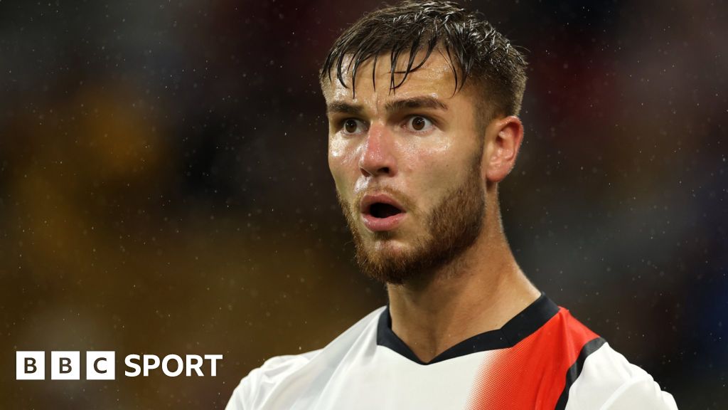 John McAtee: Luton Town loan forward to Barnsley for rest of season - BBC  Sport