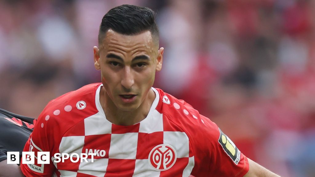 Anwar El Ghazi: Dutch winger to have Mainz contract terminated over Israel-Gaza post