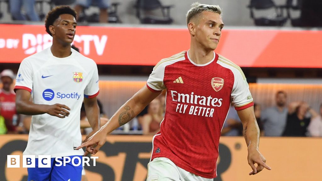 Three pre-season wins from three for Arsenal - BBC Sport