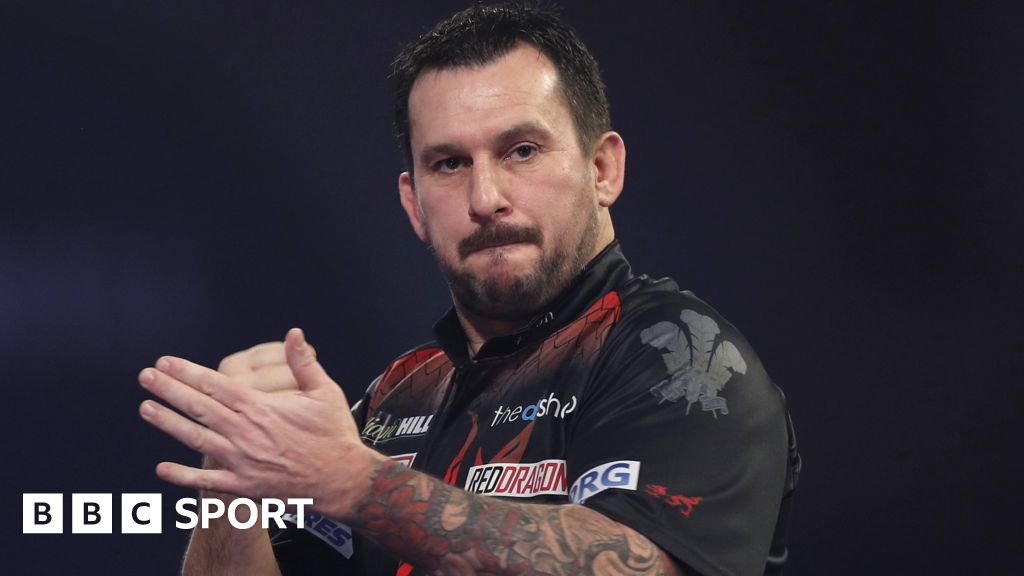 PDC World Championship Jonny Clayton beats John Henderson to reach