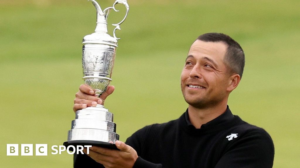 Schauffele holds off Rose to win Open at Troon