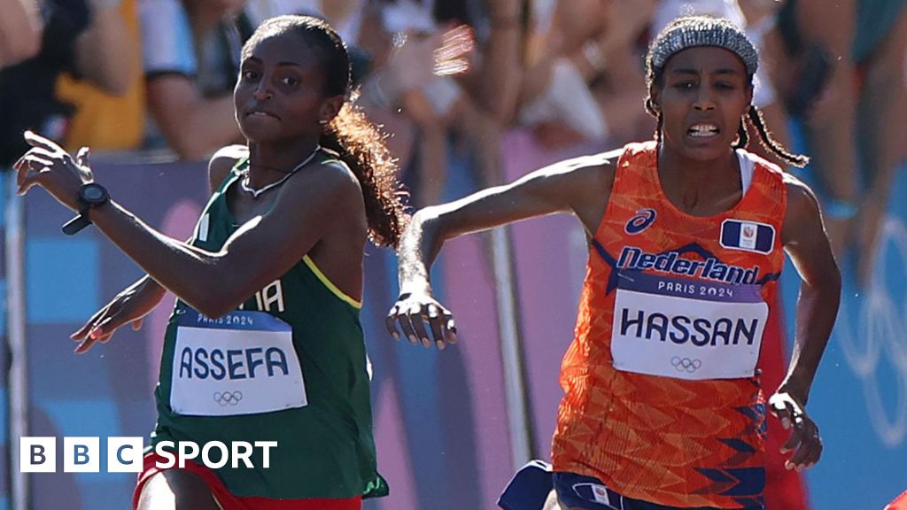 Tigst Assefa and Sifan Hassan battle for Olympic gold at Paris 2024