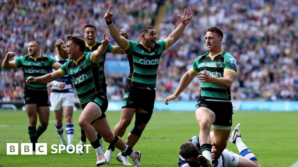 Northampton hold off 14-man Bath to win Premiership title