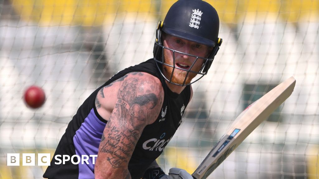 Stokes agrees new two-year England contract