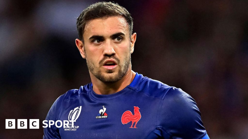 Melvyn Jaminet: France suspend full-back for racist comment in social media  video - BBC Sport