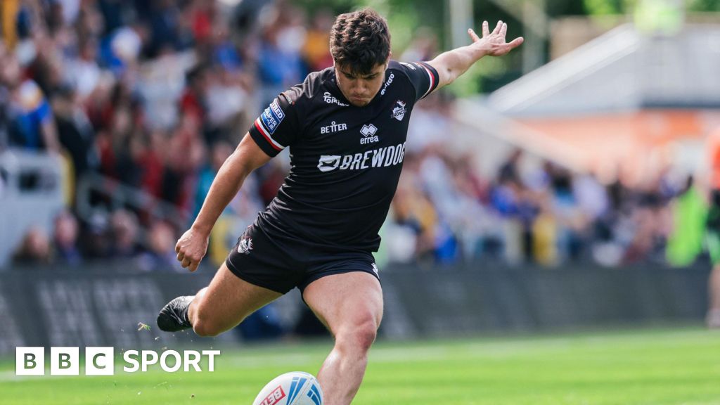 London Broncos stun play-off chasing Catalans