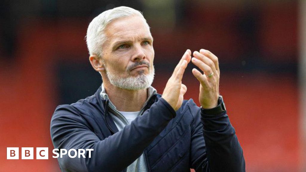 Dundee United Extends Manager Jim Goodwin's Contract