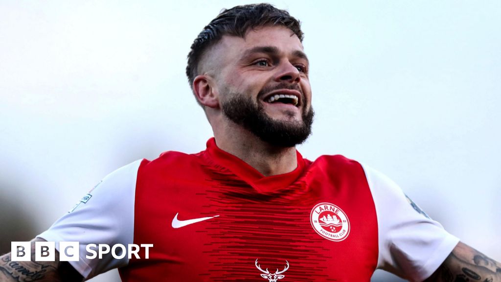 Larne extend lead at top after late winner and Linfield stumble